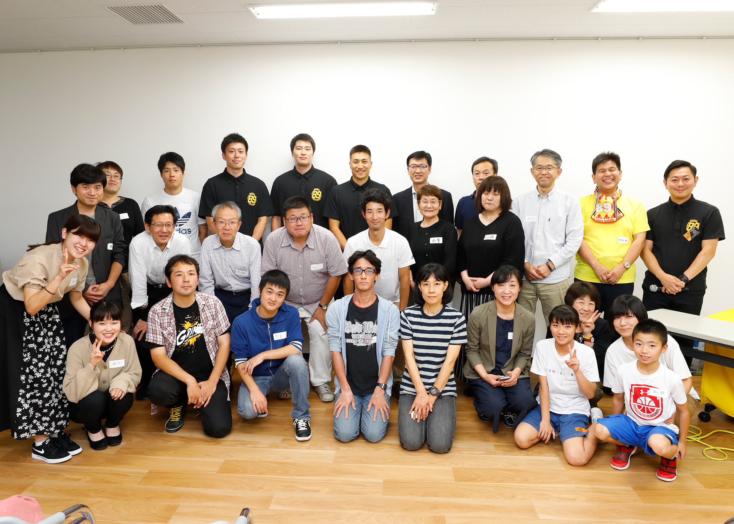 ファンミーティング19年7月 参加者様限定 集合写真 仙台ers ファンミーティング19年7月 参加者様限定 集合写真 仙台ers